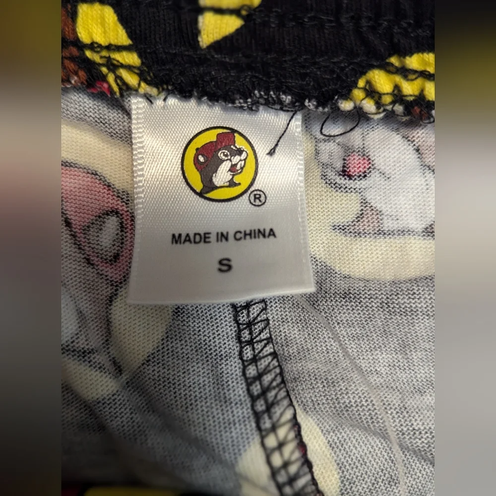 NWT Men's Bucee's Shorts Size Small Boxer Style